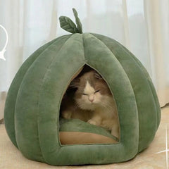 Enclosed Pumpkin Cat Hideaway Bed