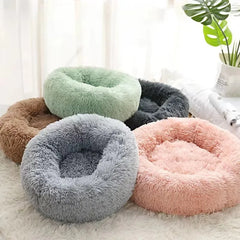 Round Nest Striped Plush Bed