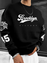 The new men's round-neck hoodie for Spring and Autumn 2025 features street fashion and soft 3D digital pattern printing