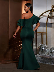 Slant Shoulder Ruffle Wedding Gown