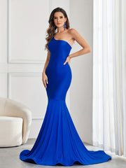 Solid One-Shoulder Mermaid Wedding Gown