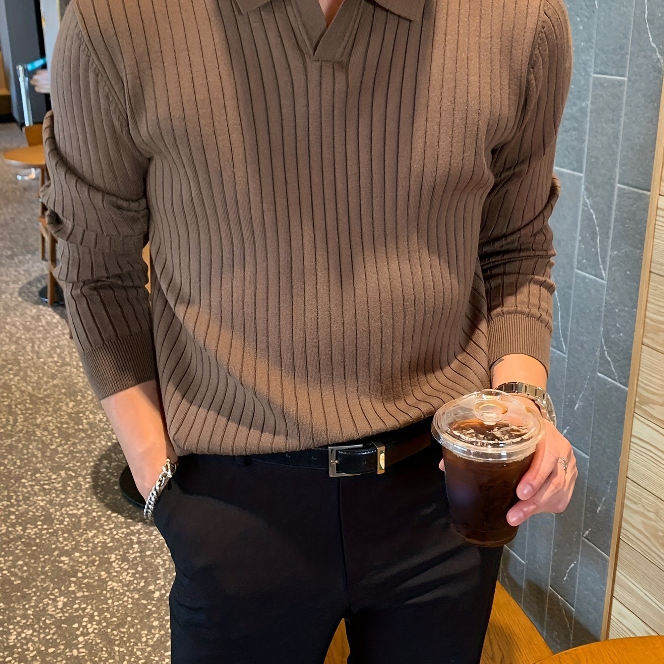 Soft Collar Knit Pullover