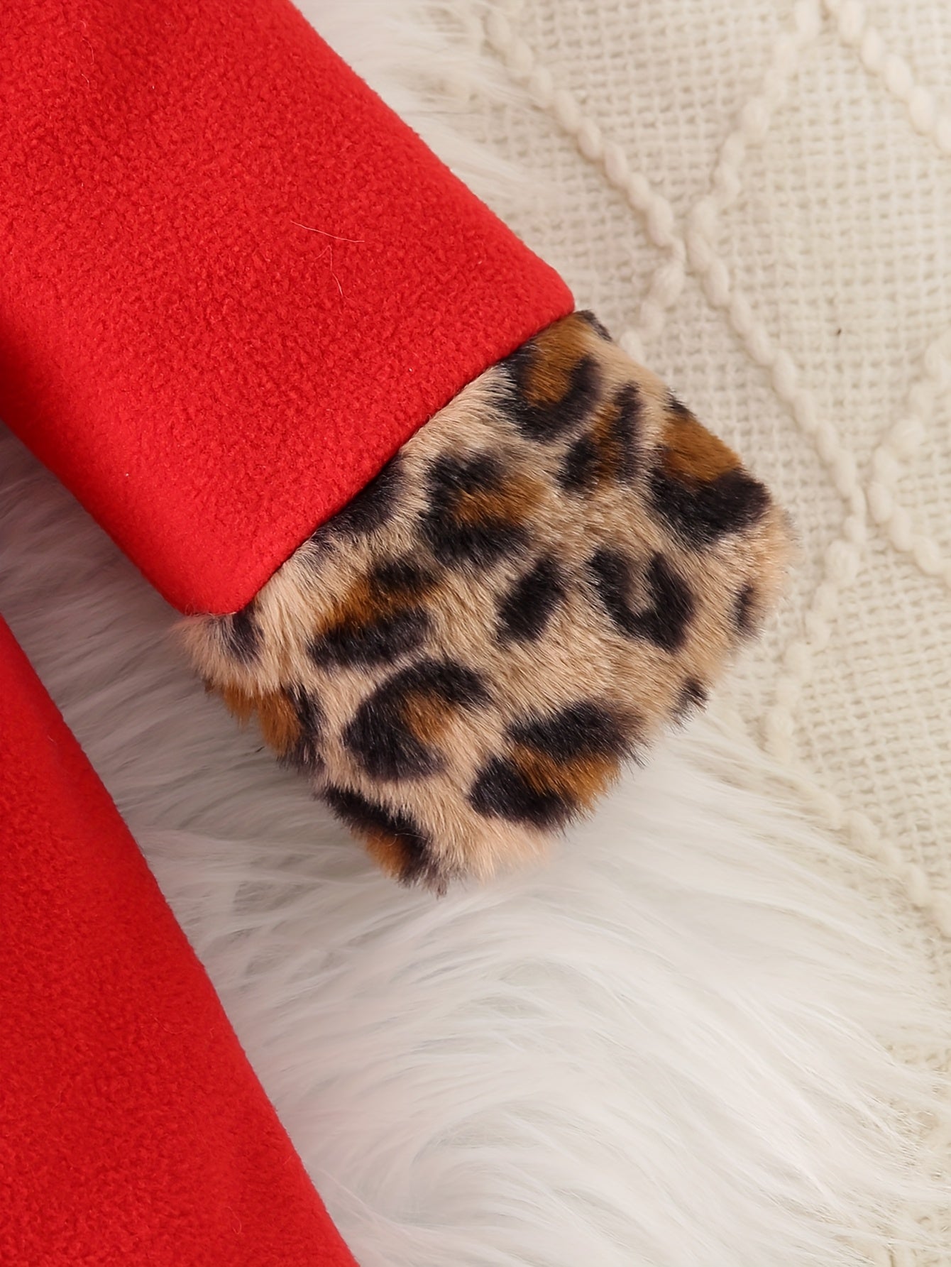 Girls’ Cozy Leopard-Print Fleece Hooded Winter Jacket