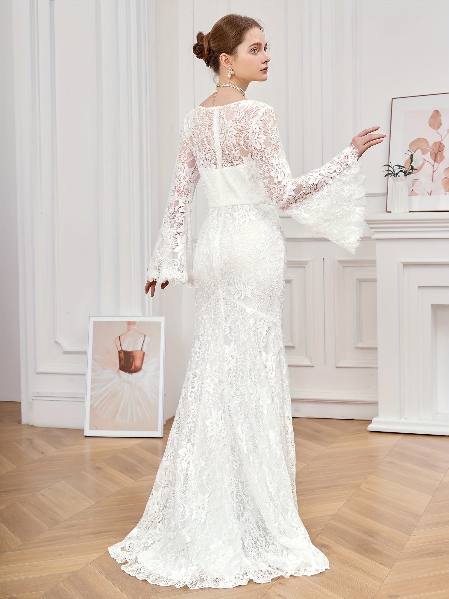 Floor-Length Lace V-Neck Wedding Dress