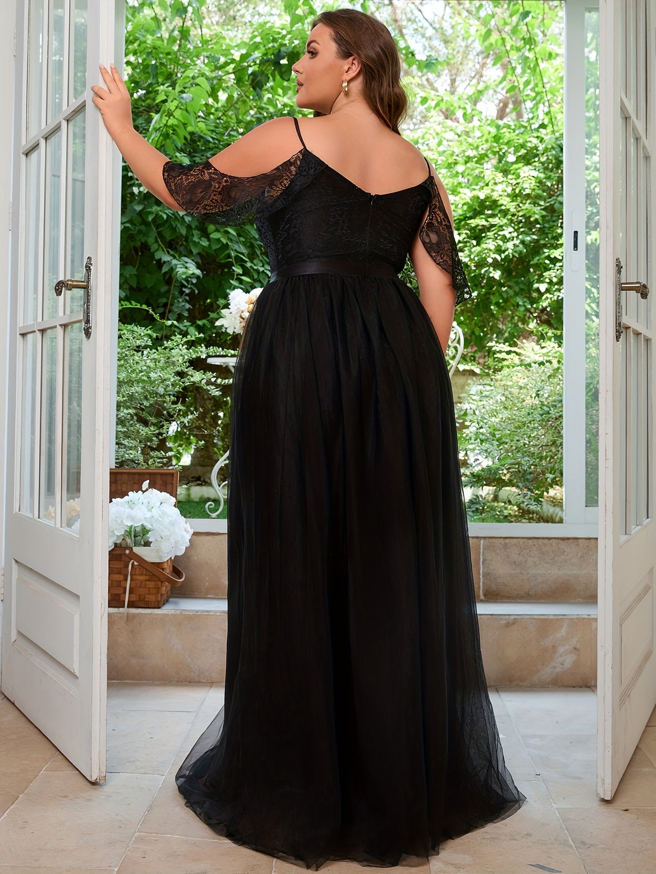 Plus Size Cold Shoulder Lace Wedding Dress