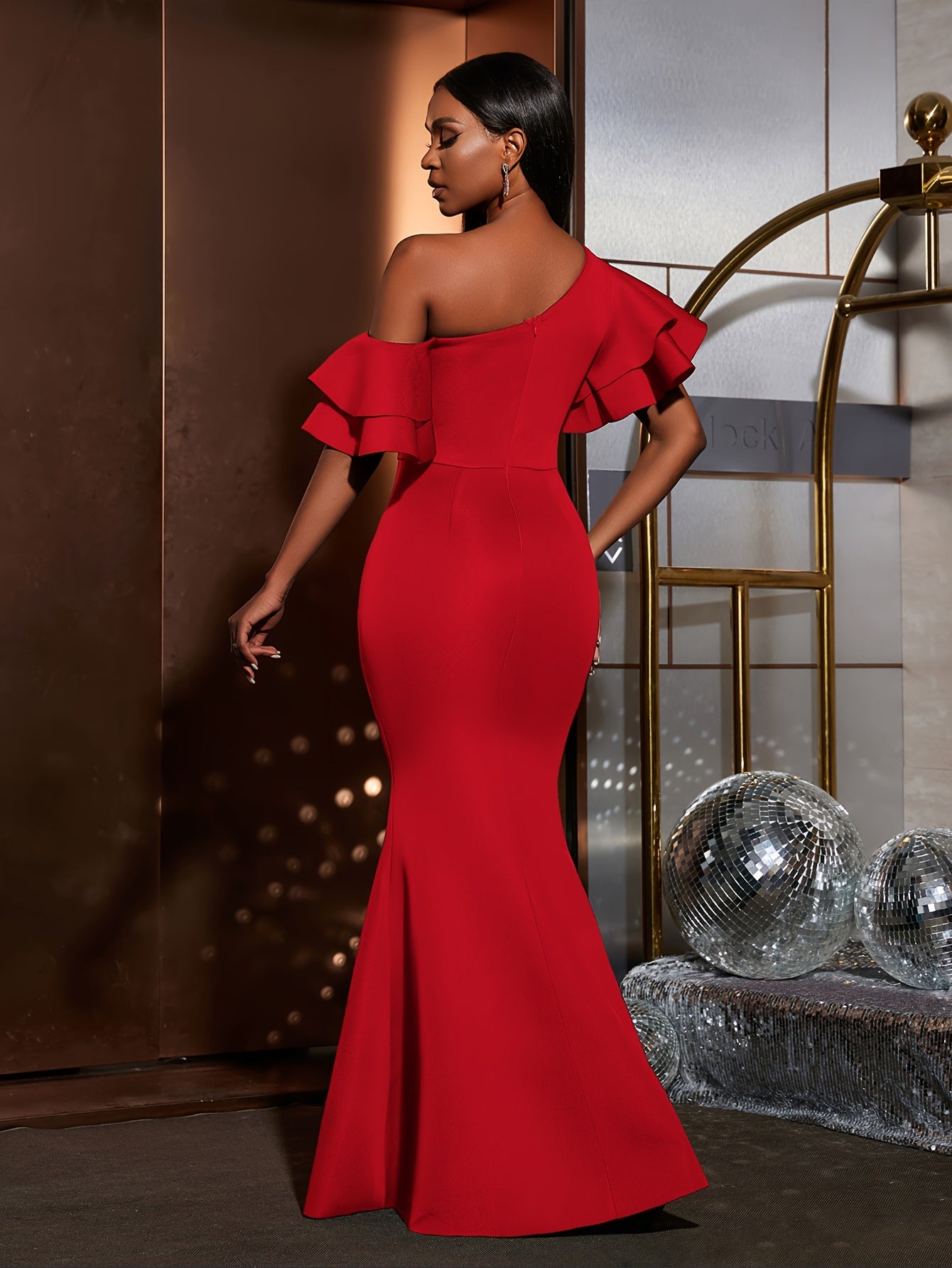 Slant Shoulder Ruffle Wedding Gown