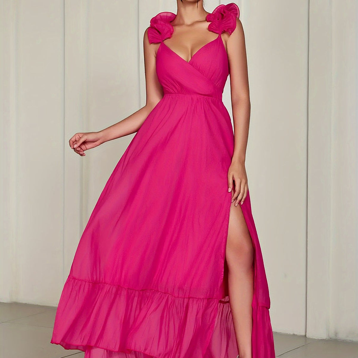 Contrast Mesh V-Neck Wedding Dress