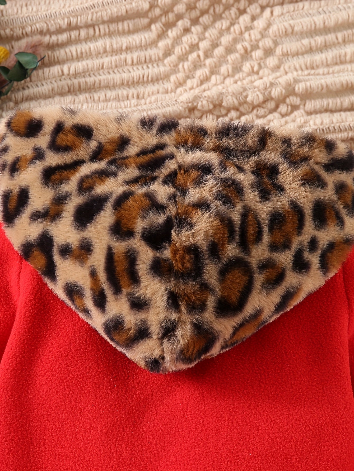 Girls’ Cozy Leopard-Print Fleece Hooded Winter Jacket