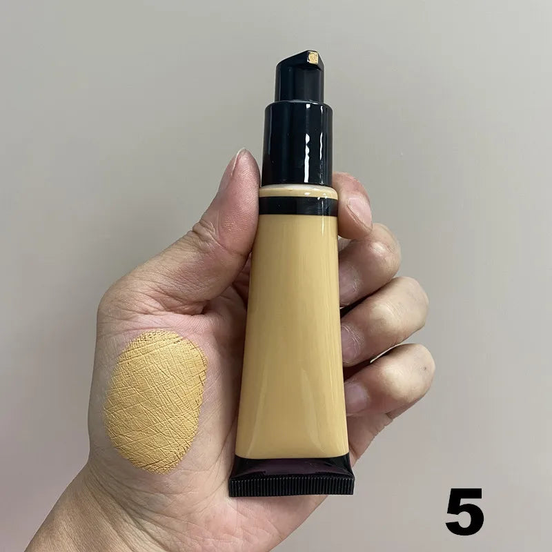 Ultra Cover Liquid Foundation Tube