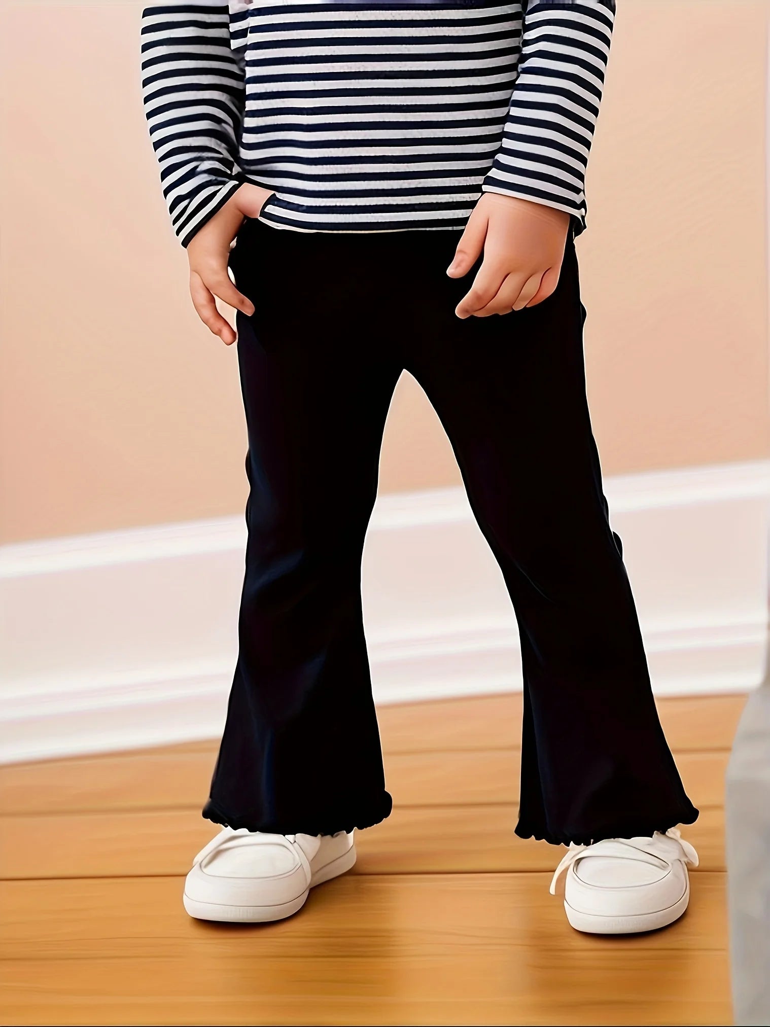 Sweet Flared Knit Legging Pants