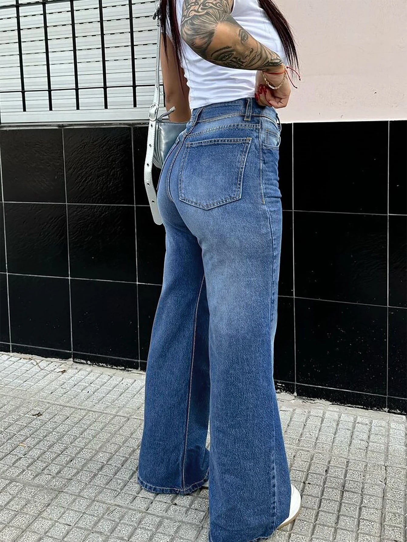 Vintage High-Waist Straight Jeans