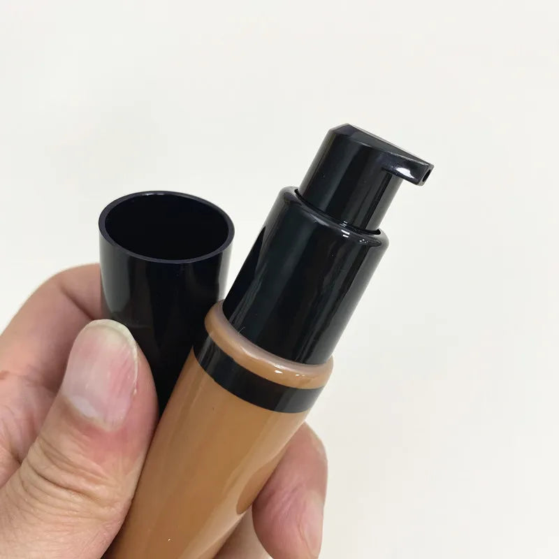 Ultra Cover Liquid Foundation Tube