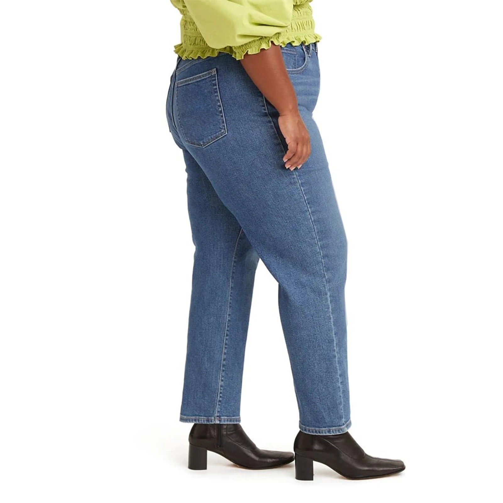 Relaxed Straight Mom Jeans