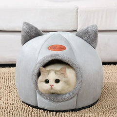 Cozy Cave Nest Winter Cat Bed