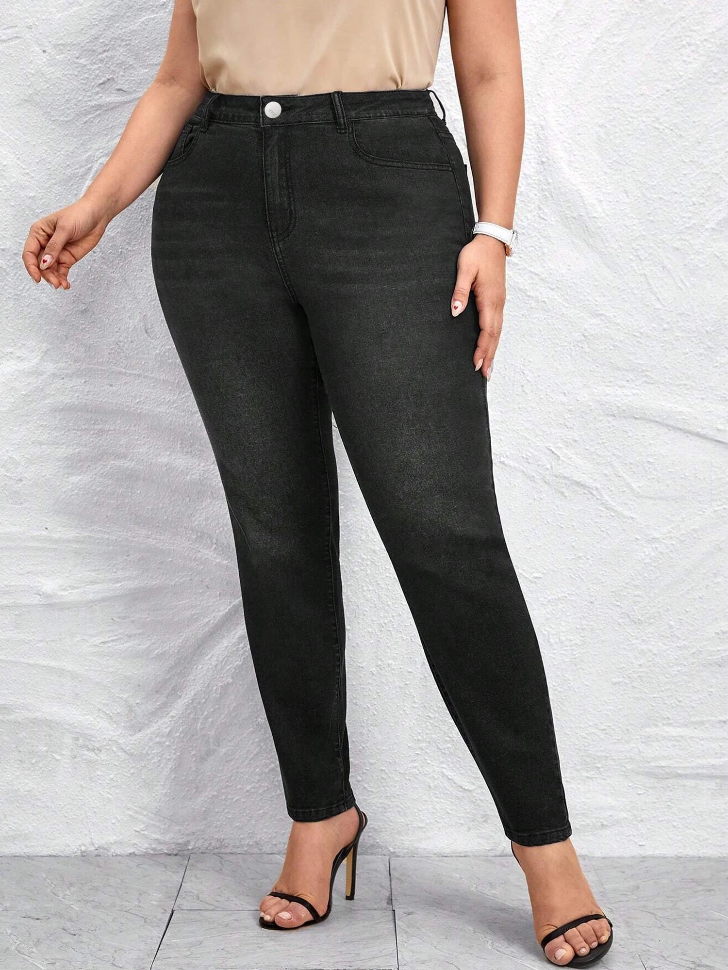 Women's Plus Size Summer Mid Waist Stretch Slim Fit Legging Wholesale Black Gray Feet Skinny Pencil Denim Jeans Pants