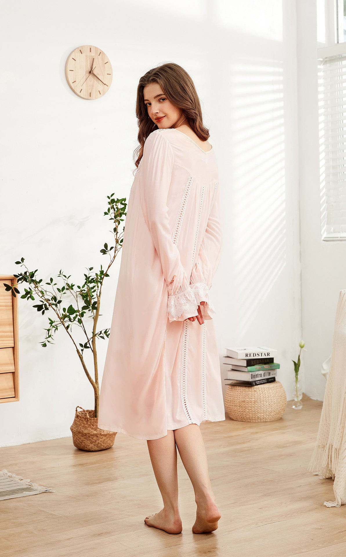 Romantic Lace Nightdress Women French Style Fairy Sleep Lace Dress Elegant Long Sleeve Cotton Nightgown Victorian Loungewear