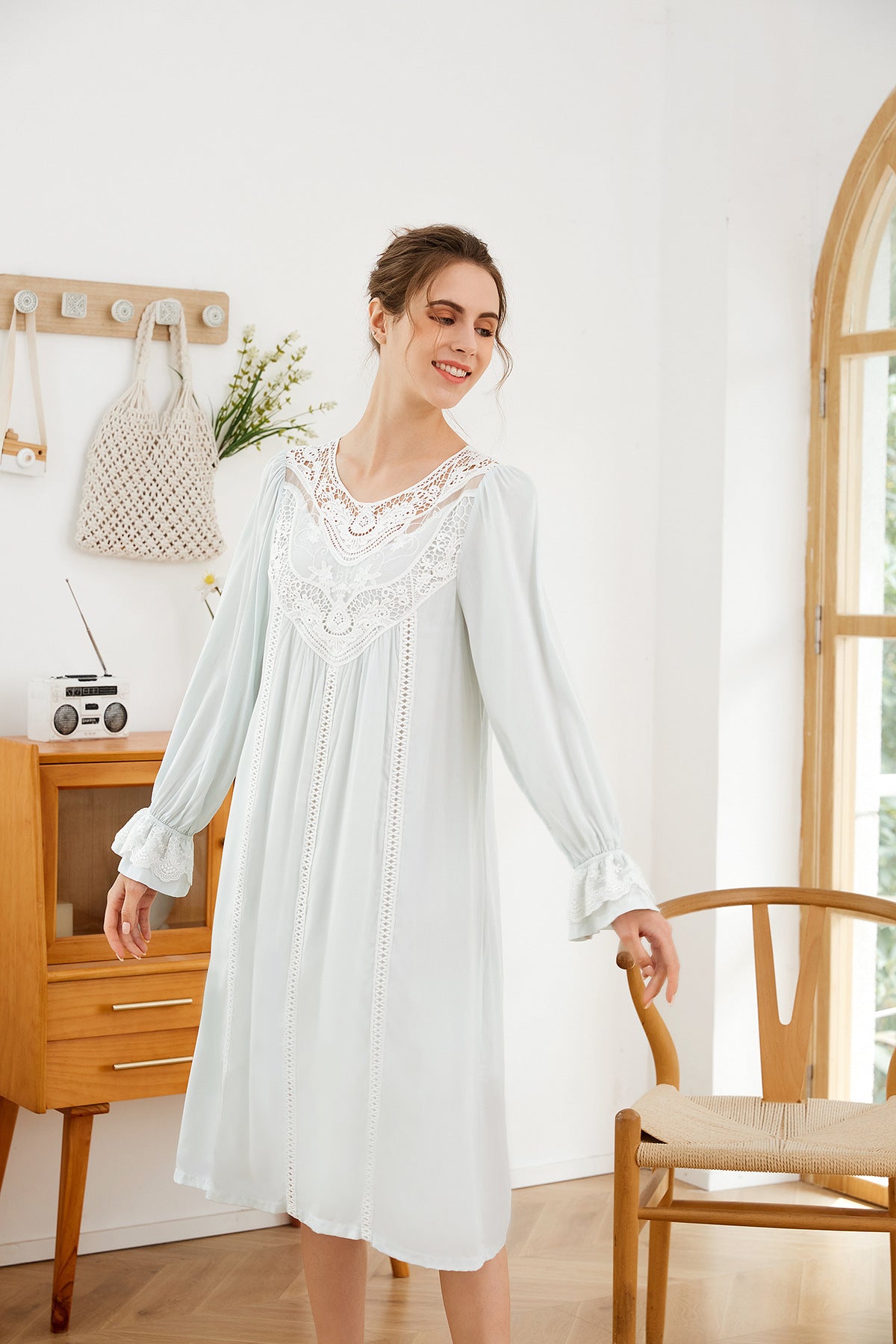 Romantic Lace Nightdress Women French Style Fairy Sleep Lace Dress Elegant Long Sleeve Cotton Nightgown Victorian Loungewear