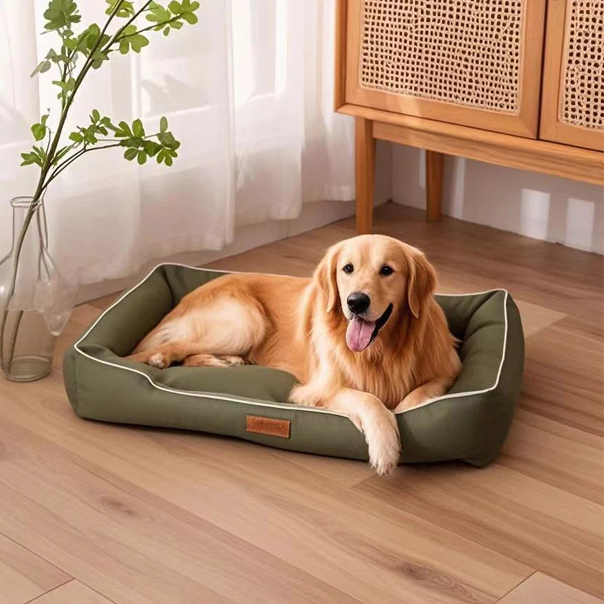 Bite-Resistant Four Season Square Bed