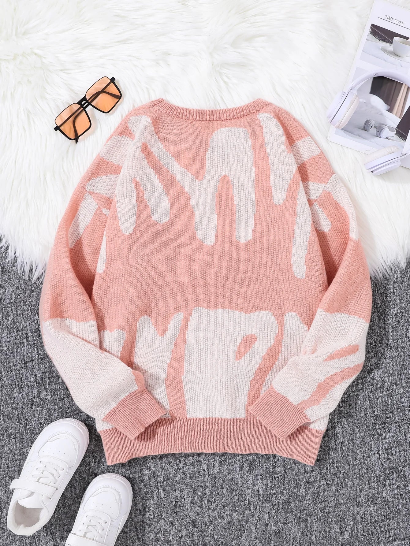 Geometric Knit Contrast Pullover Sweater