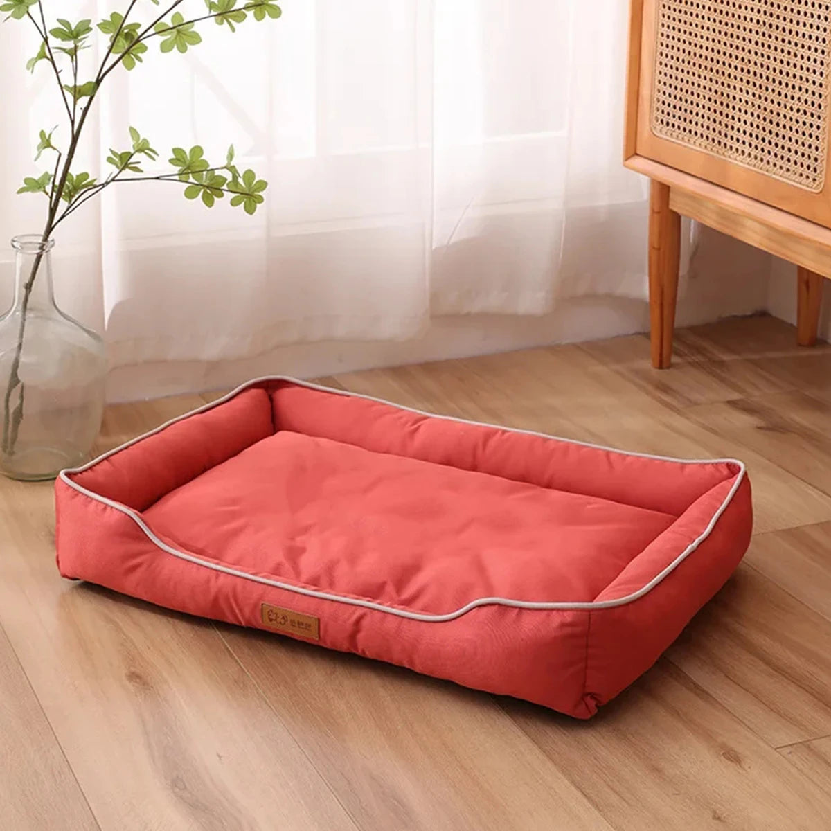 Bite-Resistant Four Season Square Bed