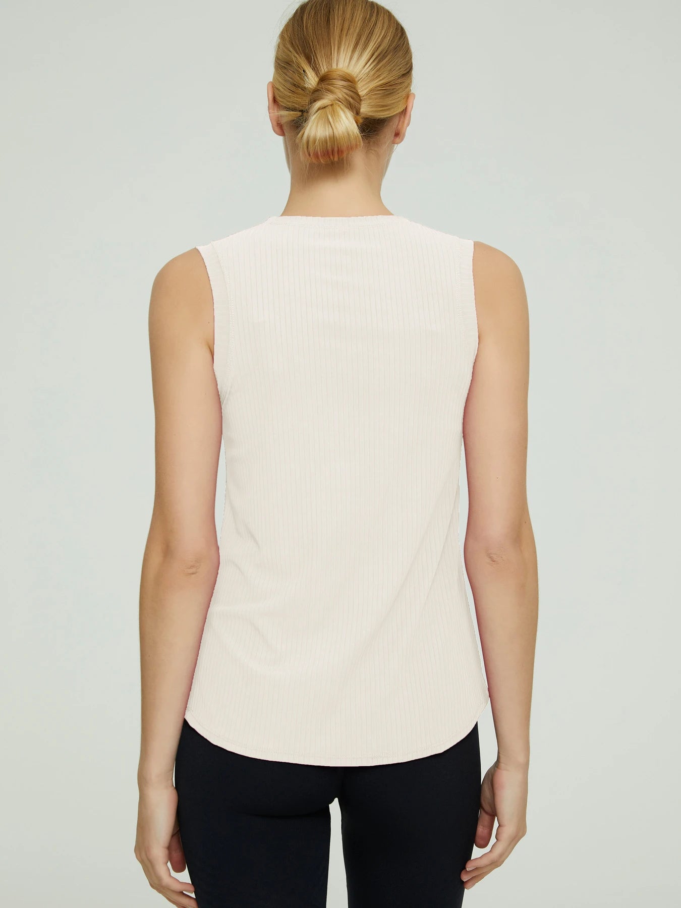 2026 New Style Yoga Set - Backless Women's High-Class Loose Outerwear with Hooded Blouse - Professional Pilates Training Clothin
