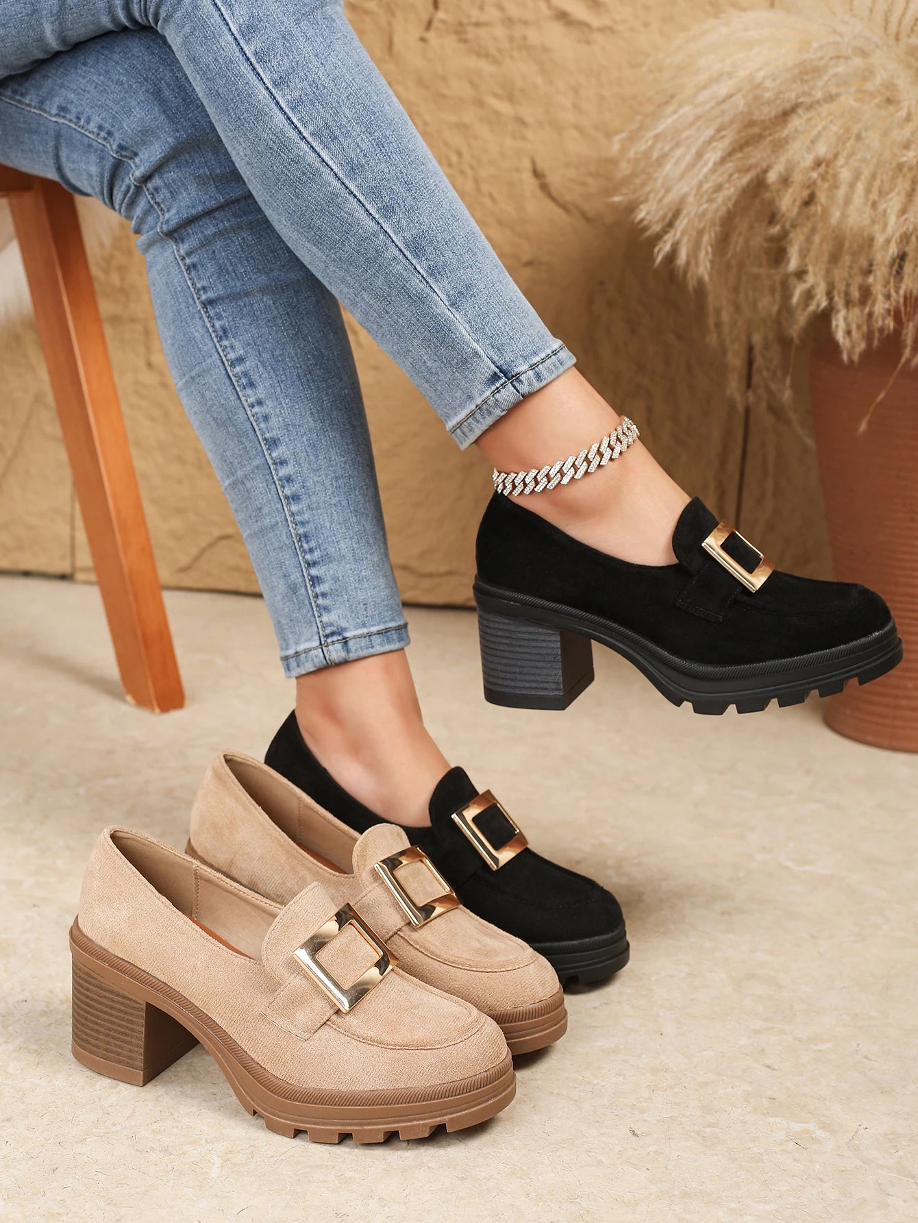 Women Retro Thick Sole Mary Jane Pumps