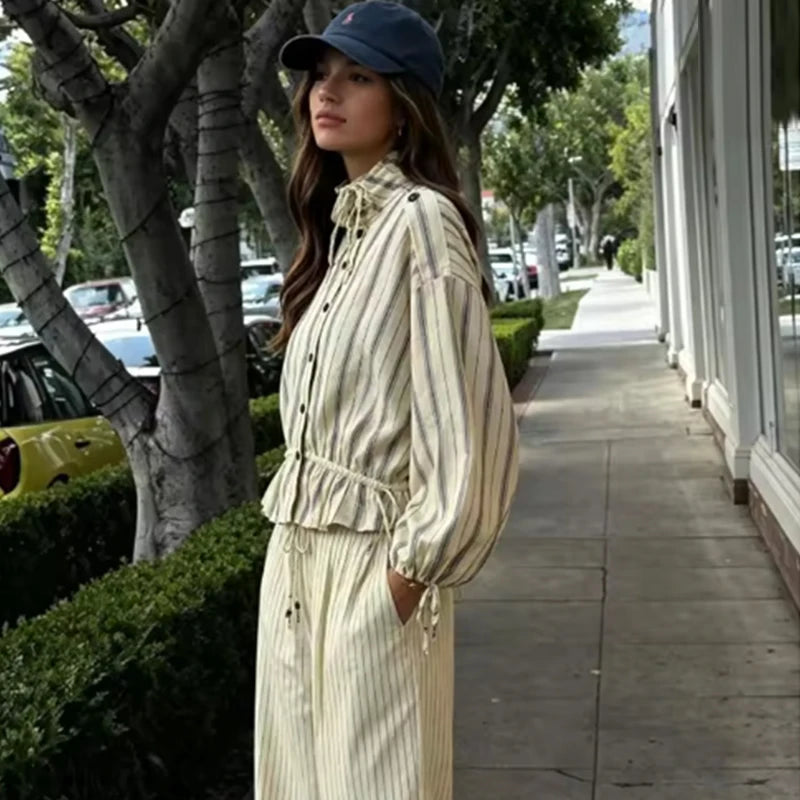 Women's Shirts Autumn 2026 New Fashion Stripes Slim Unique Youth Street Autumn Blouses Chic Elegant Travel Comfortable Blouse