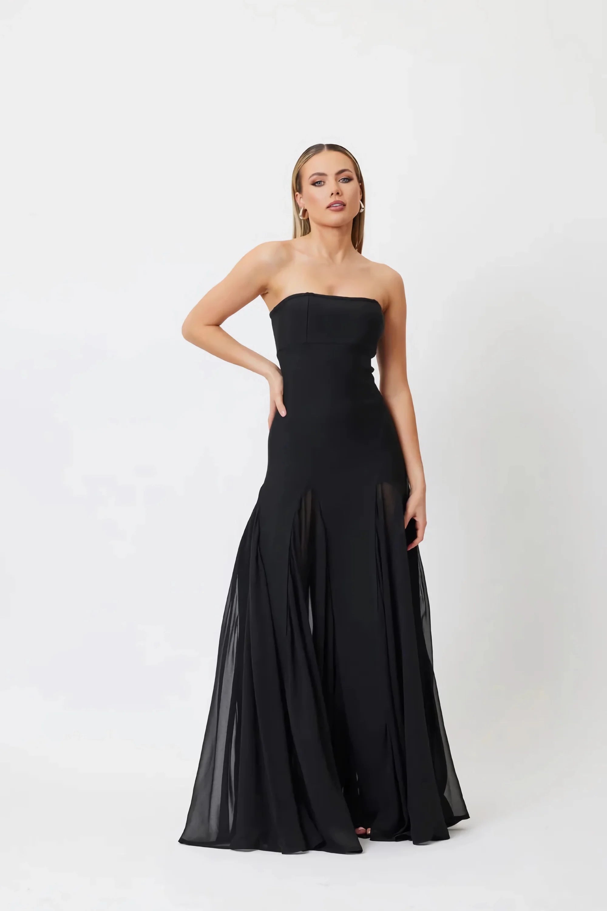 Elegant Backless Sleeveless Evening Gown