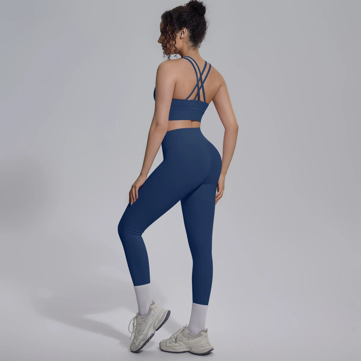 New Yoga Set for Woman Summer Gym Sports Running Bra Top Breathable Peach Buttocks Women Leggings Solid Color Yoga Set