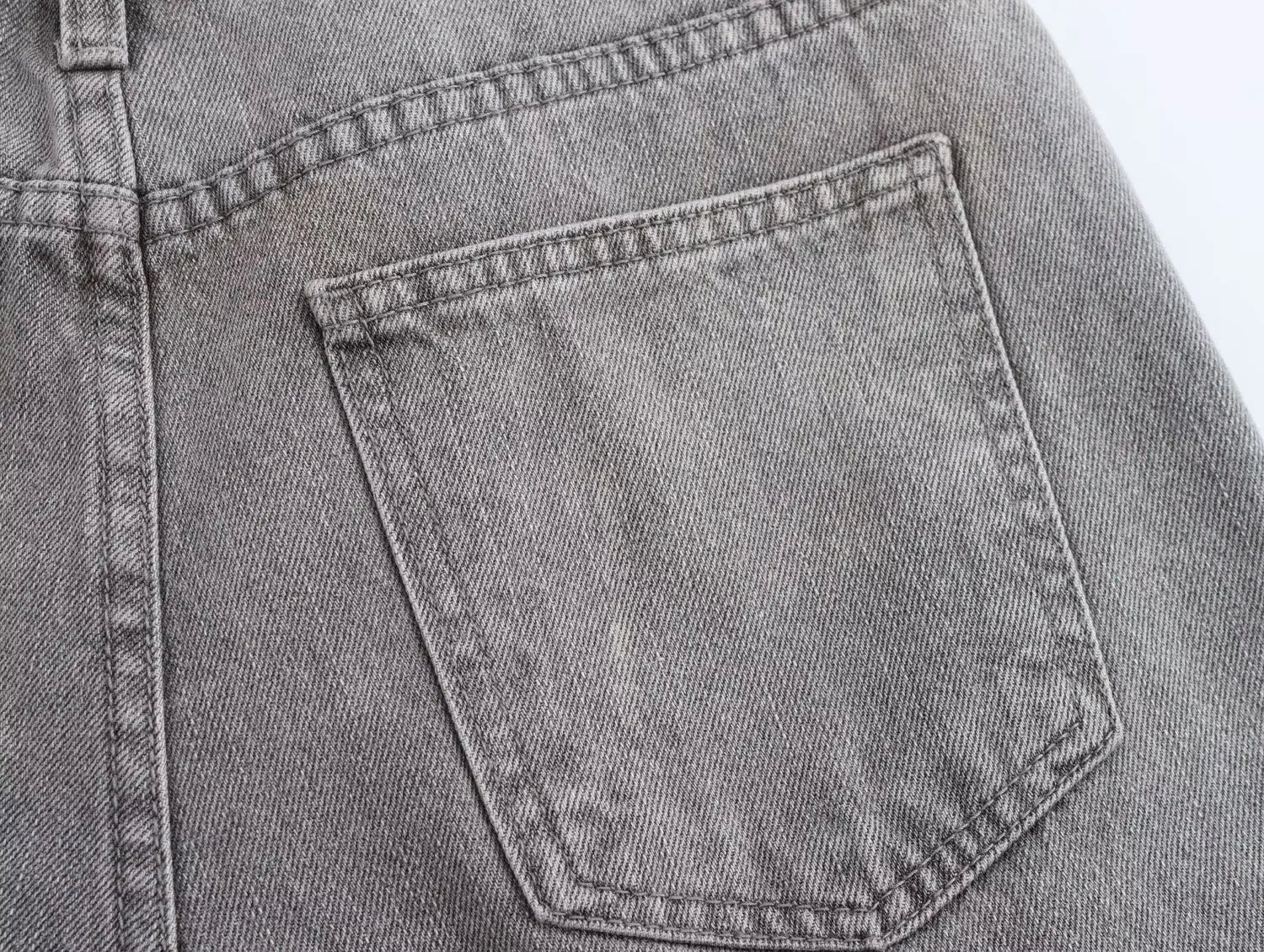 Slanted Placket Retro Wide Jeans