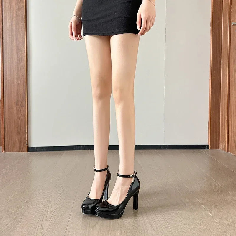 Thick-sole waterproof platform high heels model show sexy black patent leather dress fashionable ultra-high heels summer large
