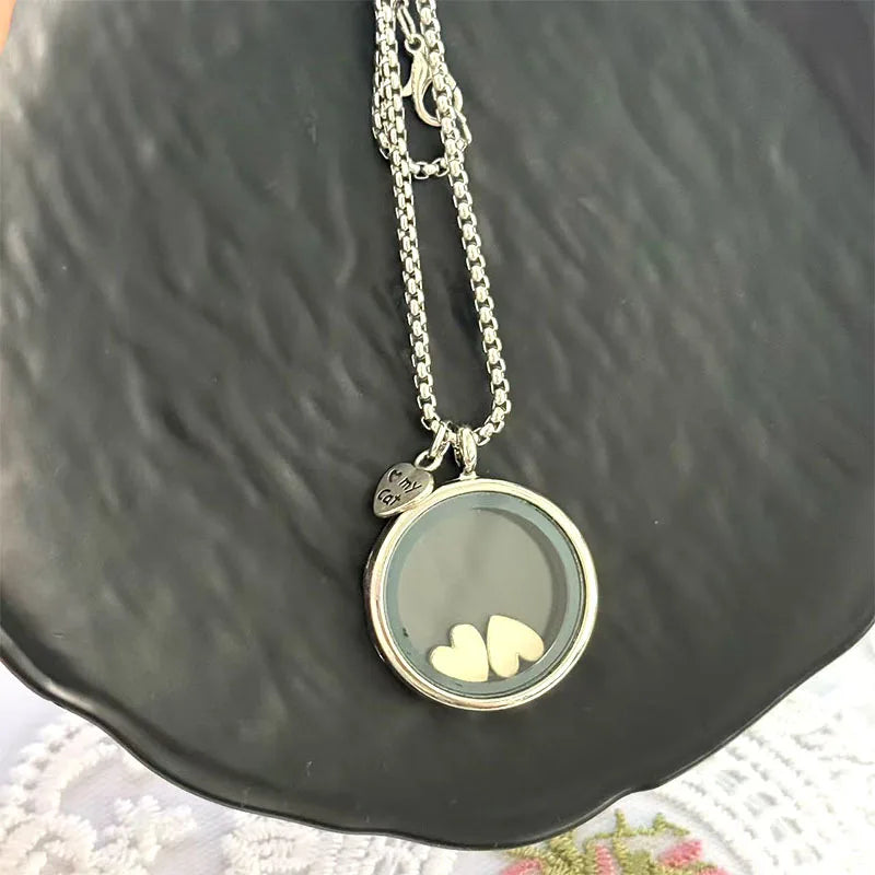 Pet Souvenirs Can Hold Cat or Dog Hair Necklaces, Pendants, Alloy Glass Photo Frames, Pendants, and Pet Accessories
