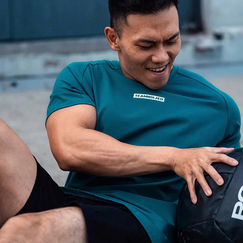 Men's Gym T Shirts Quick Dry Short Sleeve Summer Sports T-shirt Elastic Fitness Workout Tops Casual Bodybuilding Athletic Tee