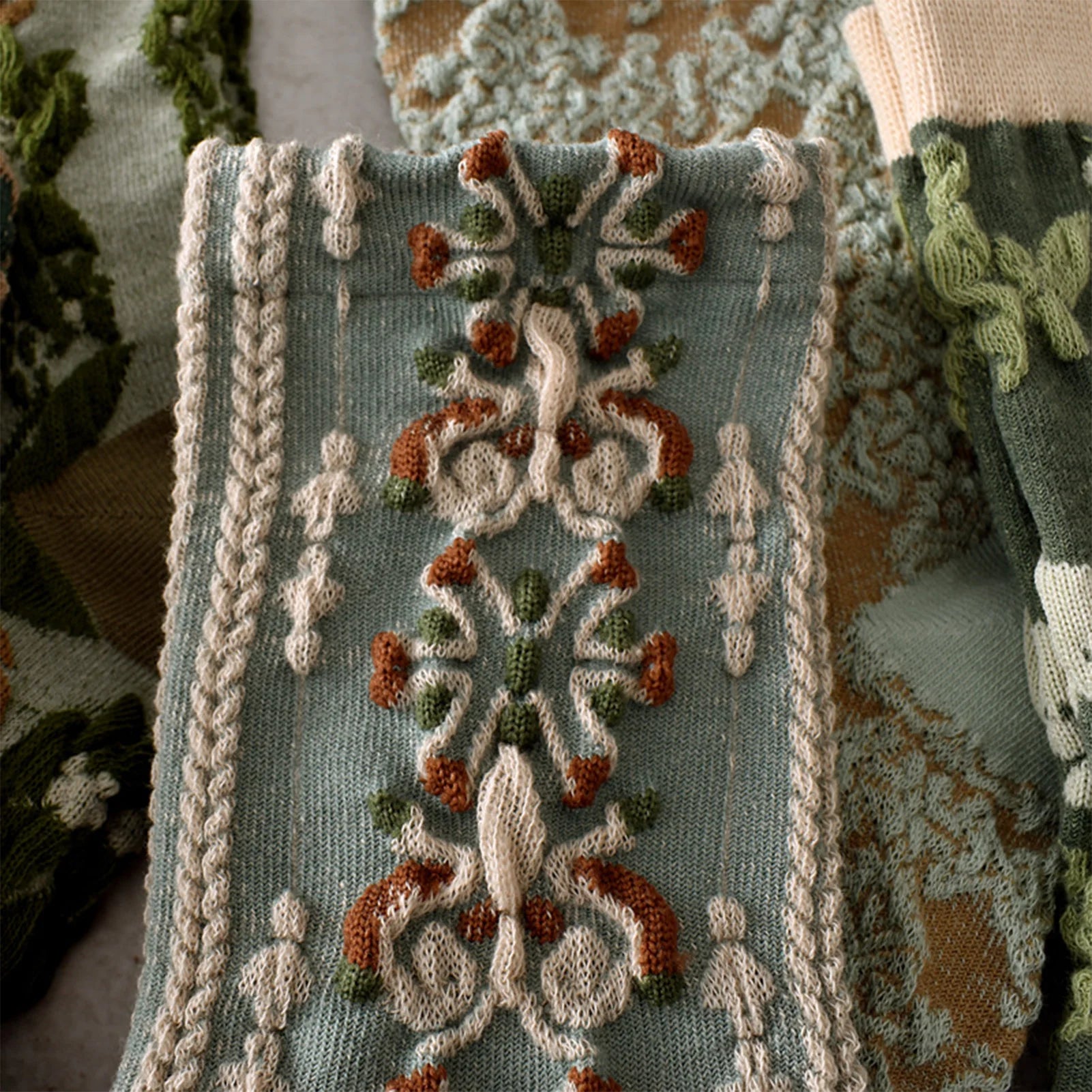 Vintage Jacquard Mid Calf Socks