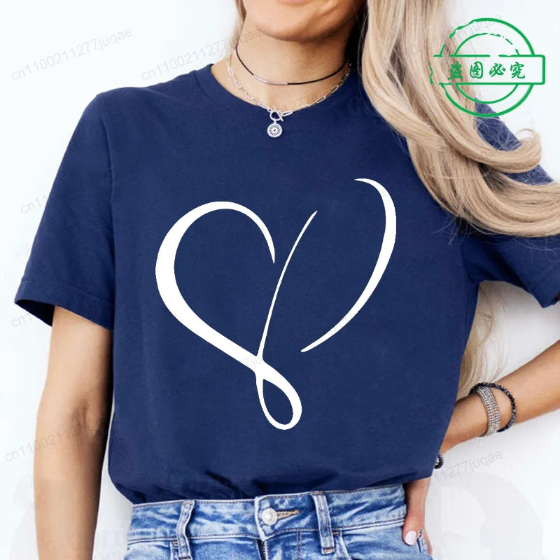 Red Heart Graphic Casual Tee
