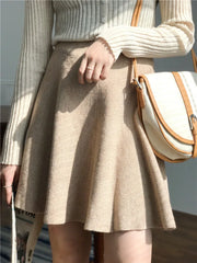 Knitted High Waist Pleated Skirt