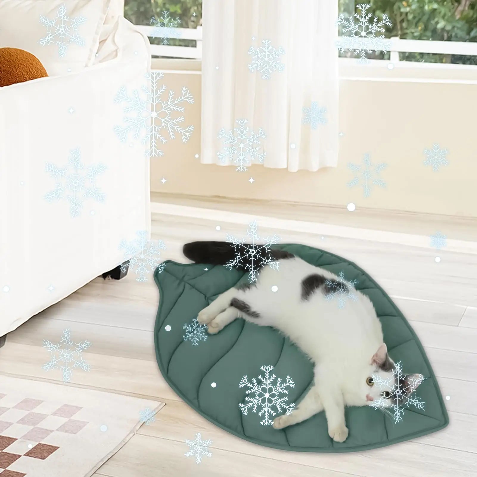 Leaves Shaped Pet Bed Reversible Soft Washable Non Slip Cushion For Cats Dogs Indoor Travel Camping Comfortable Cozy Cooling Mat