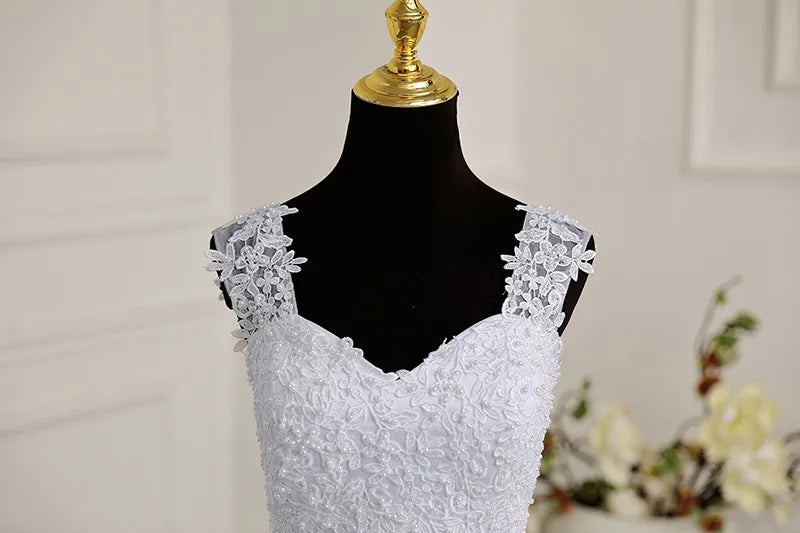 Sleeveless Wedding Dresses Classic Sweetheart Vestido De Noiva Luxury Lace Bridal Ball Gown Formal Robe De Mariee Customized