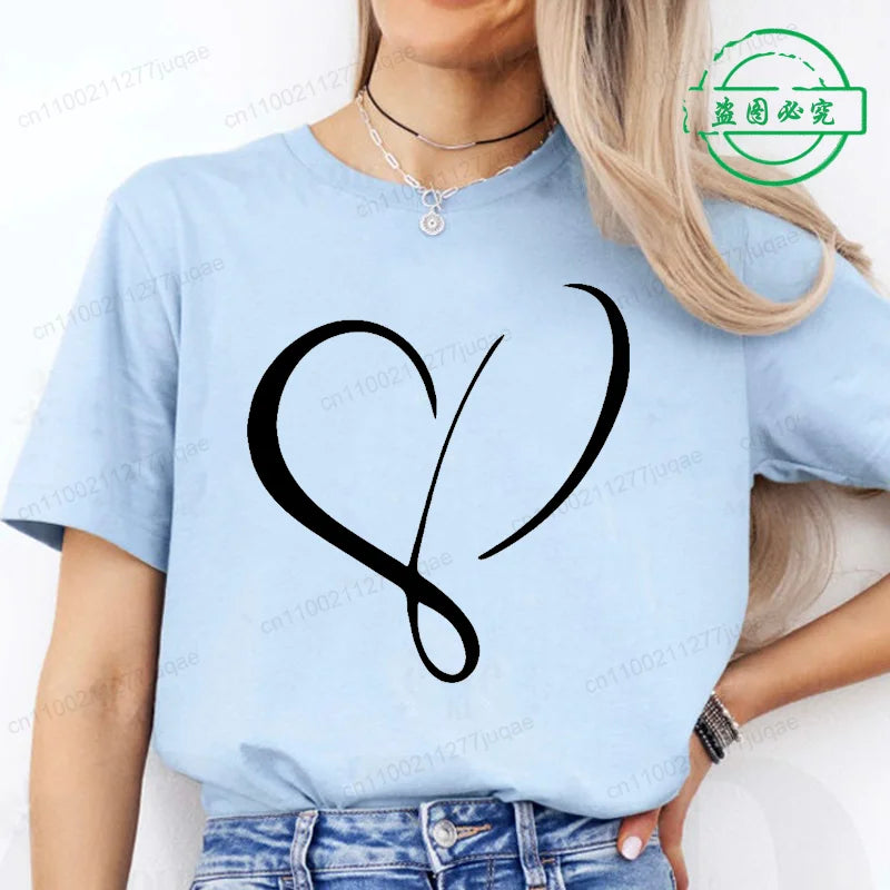 Red Heart Graphic Casual Tee
