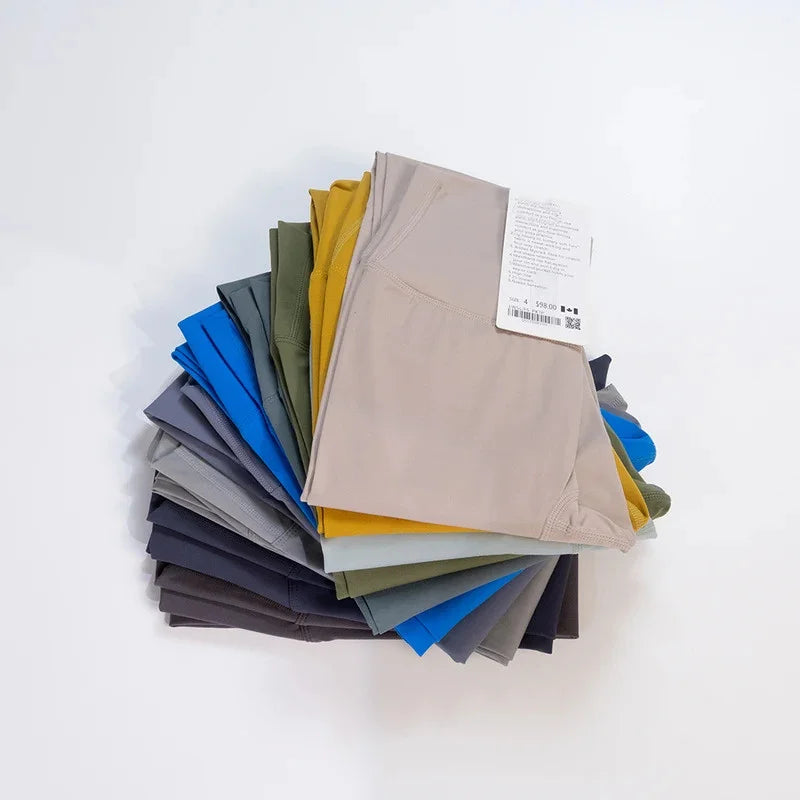 2026 Yoga clothes with high elasticity, no awkward lines, cropped pants, quick drying, women's hip lifting, tight pants