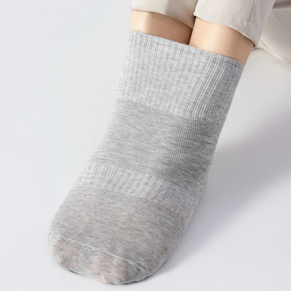 Plus Size Cotton Crew Socks