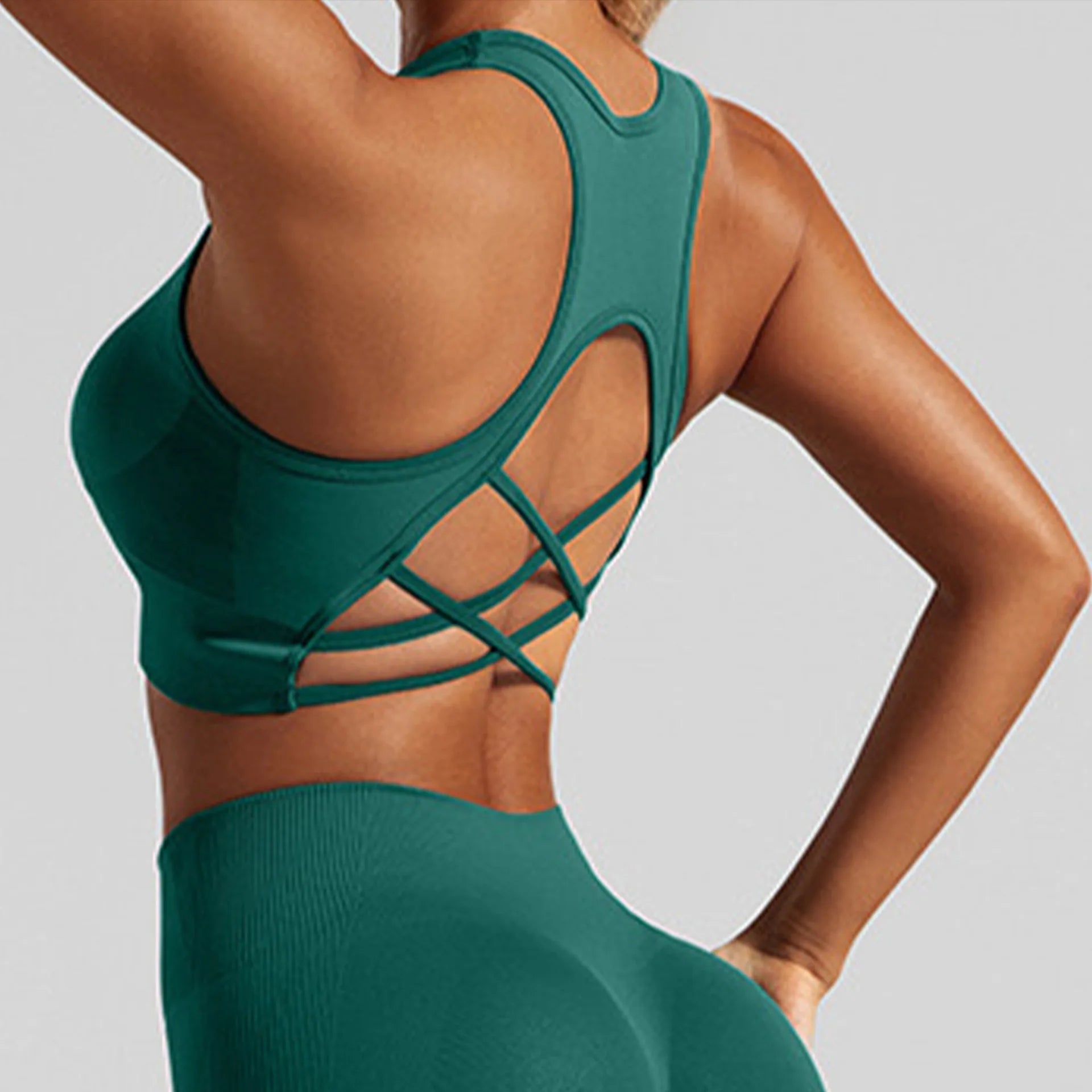 Cross-Back Sports Bra for Women Seamless Yoga Bra with Chest Support and Padding Sports Clothes for Woman Lady Bras Tank Tops