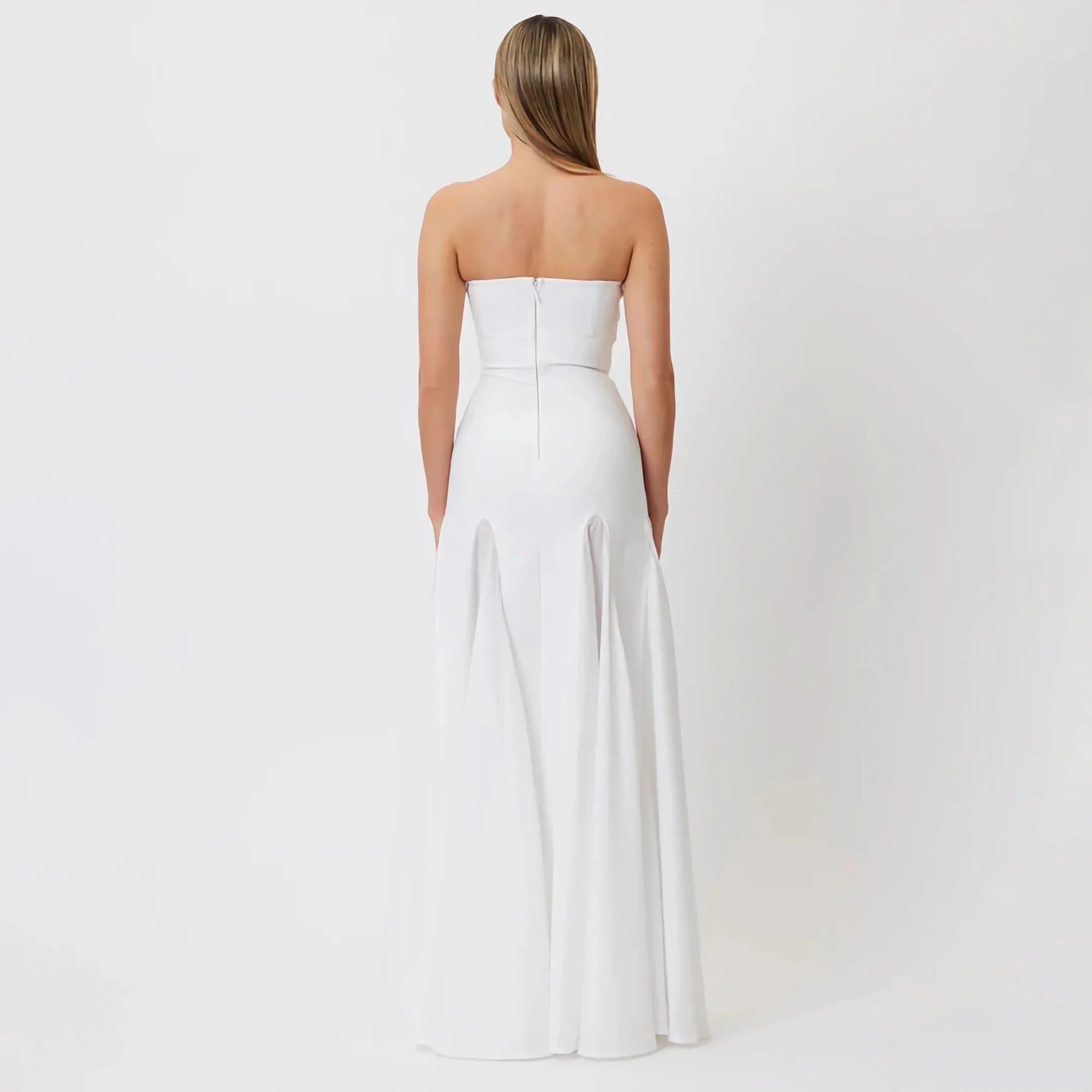 Elegant Backless Sleeveless Evening Gown