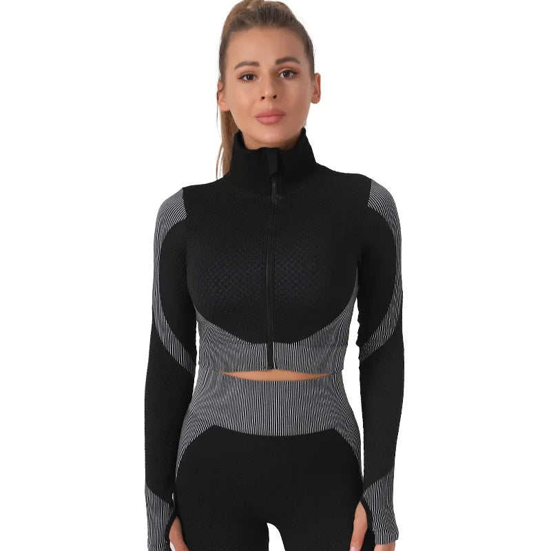 Summer Women's Yoga Sets Seamless Sports and Fitness Suit Tight Fast-drying Waist Closing Yoga Clothing Three-piece Set