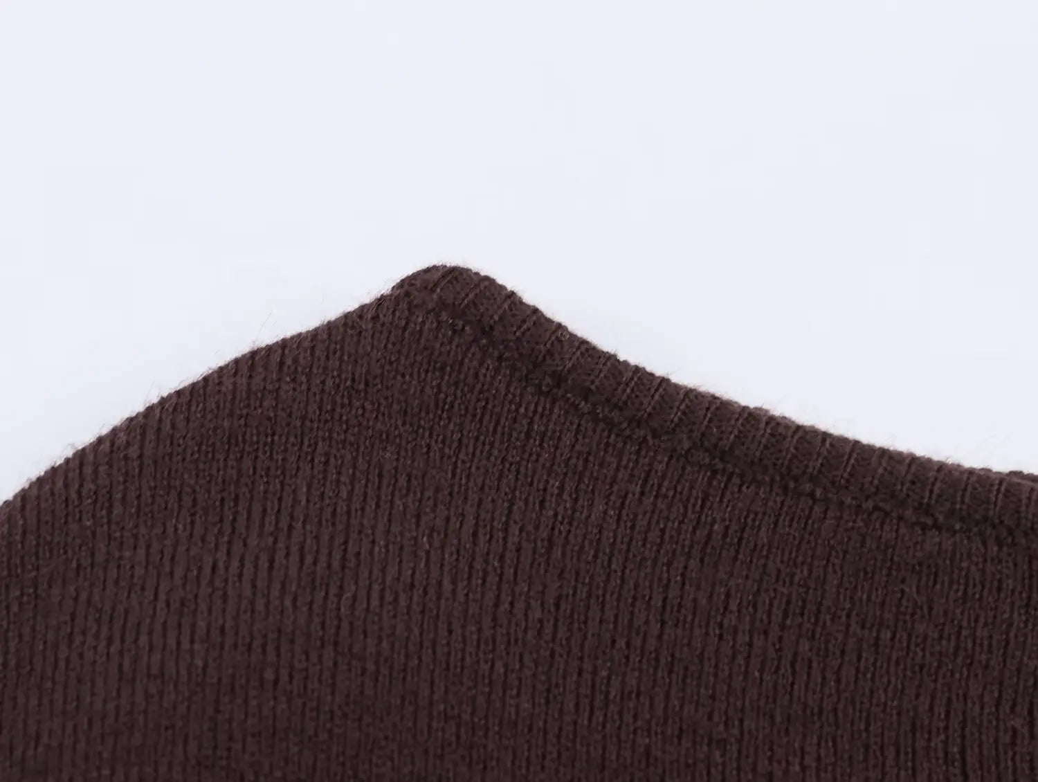 TFMLN Slash Neck Tiered Knit Pullover