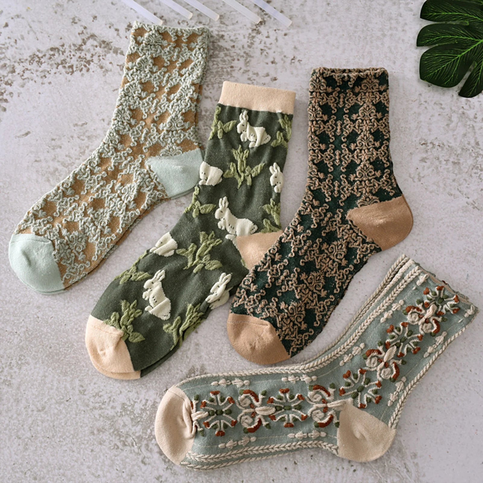 Vintage Jacquard Mid Calf Socks