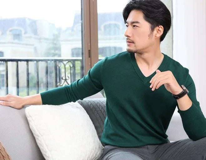Thick Solid V-Neck Pullover