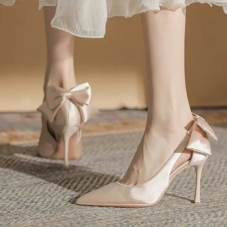 Wedding Heels Women Luxury Brand Design String Bead Pearls High Heels Ladies Sexy Elegant Pointed Toe White Black Pumps