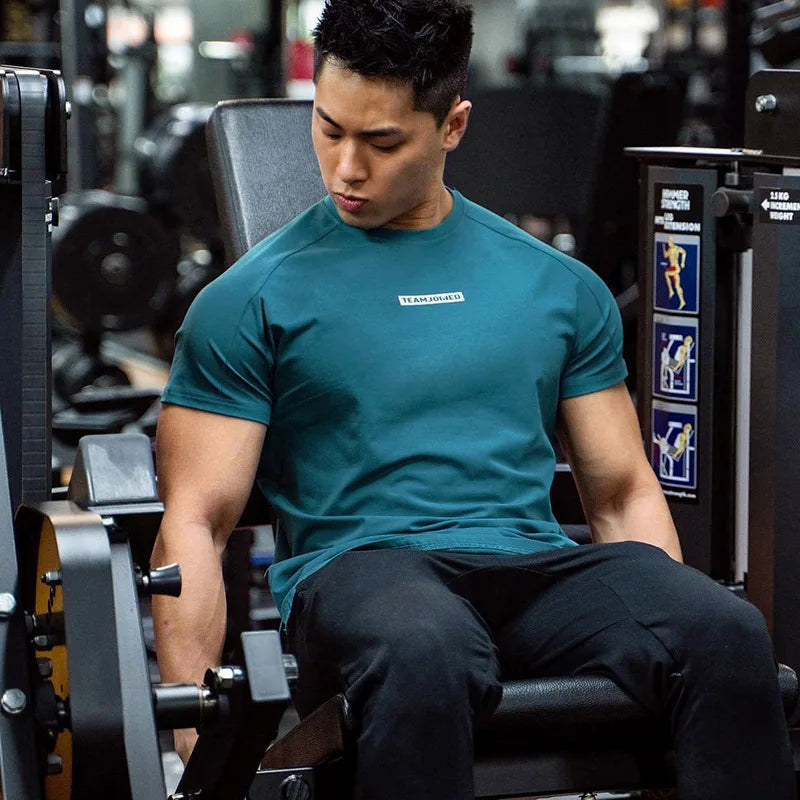 Men's Gym T Shirts Quick Dry Short Sleeve Summer Sports T-shirt Elastic Fitness Workout Tops Casual Bodybuilding Athletic Tee