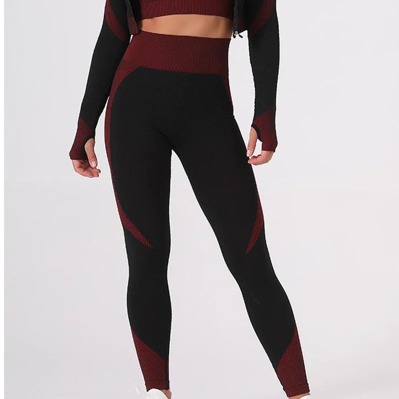 Summer Women's Yoga Sets Seamless Sports and Fitness Suit Tight Fast-drying Waist Closing Yoga Clothing Three-piece Set